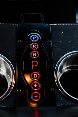 Land Rover Defender 110 by Osprey Custom Cars 1993 года 